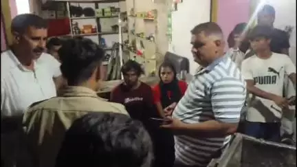 खंड प्रताप नगर: देवधर पंचायत में ग्रामीणों ने नशा तस्करों को पकड़कर पुलिस के हवाले किया