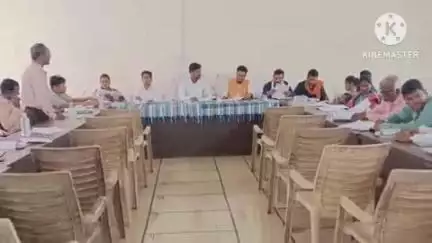 दुर्गुकोंदल: जनपद पंचायत दुर्गुकोंदल के सभा कक्ष में सामान्य सभा की बैठक संपन्न हुई