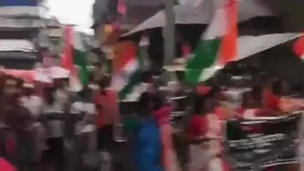 গড়বেতা ১: বীর সৈনিকদের কৃতজ্ঞতা জানাতে গড়বেতা তিরঙ্গা যাত্রা নাগরিক মঞ্চের