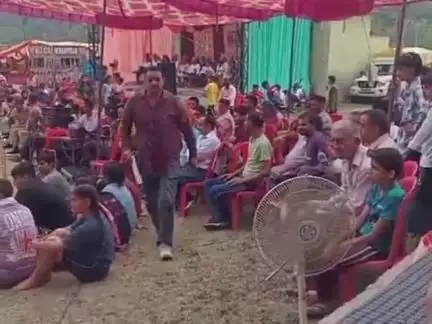 डेहर: विधायक राकेश जम्वाल ने तीन दिवसीय ज़िला स्तरीय श्री शीतला माता मेला डैहर और महादंगल का किया समापन, जनता को दी बधाई