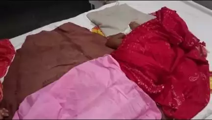 छोटी सरवन: कटुंबी गांव में भागता हुआ बच्चा चाय की कढ़ाई में गिर गया, जिससे वह झुलस गया, एमजी अस्पताल में भर्ती