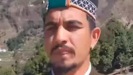 चुराह: चुराह के समाजसेवी योगराज ने कहा, क्षेत्र की समस्याओं को प्राथमिकता के आधार पर उठाता रहूंगा