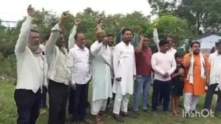 मांडू: टाटा स्टील वेस्ट बोकारो डिवीजन में नौकरी व मुआवजे को लेकर बथना टाड़ के रैयतों का प्रदर्शन
