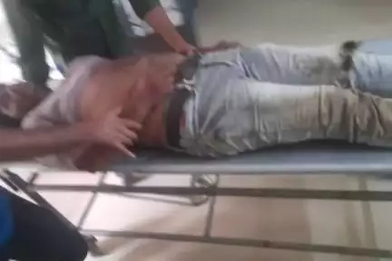 ইটাহার: যাত্রী বোঝাই করে সাপ্তাহিক হাটে যাওয়ার পথে বাঙার এলাকায় জাতীয় সড়কে টোটোর পিছনে ধাক্কা পিকআপের, জখম ৫ জন