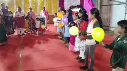 ஏற்காடு: ஏற்காடு கோடை விழாவில்  2வது நாள் நிகழ்வு- குழந்தைகளுக்கு ஏராளமான போட்டிகள் நடைபெற்றது