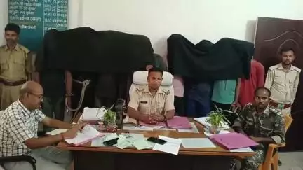 प्रतापपुर: अवैध कोयला तस्करी मामले में प्रतापपुर पुलिस ने 9 तस्करों को किया गिरफ्तार, जेल भेजा