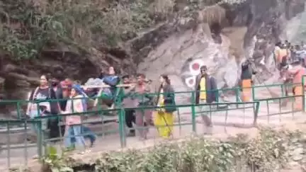 जोशियाड़ा: आज 22 हजार से अधिक श्रद्धालुओं ने गंगोत्री और यमुनोत्री धाम के दर्शन किए