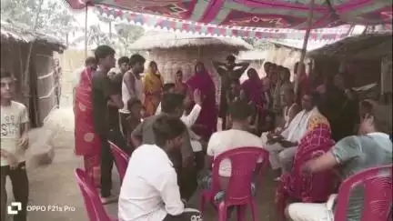 देसरी: बिलट चौक के पास सरकारी जमीन से अतिक्रमण हटाने के नोटिस पर जिला परिषद सदस्य ने ग्रामीणों के साथ की बैठक