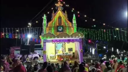 திருவாடனை: மணவாளன்வயல் புனிதர் அன்னை தெரசா ஆலயத்தில் திருபலி