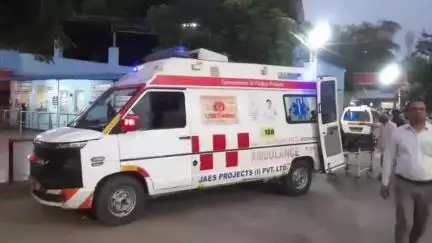 मिहोना: मिहोंना रोड पर अज्ञात वाहन की टक्कर से एक युवक हुआ घायल, जिला अस्पताल किया गया रेफर
