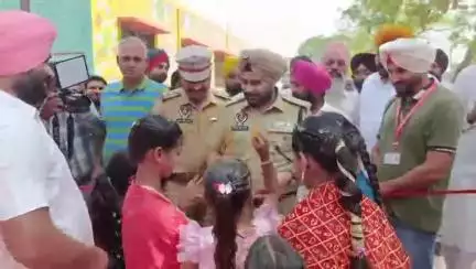 ਅਬੋਹਰ: ਅਬੋਹਰ ਦੇ ਪਿੰਡ ਪੰਜਾਵਾ ਦੇ ਸਰਕਾਰੀ ਸਕੂਲ ਦੇ ਵਿੱਚ ਨਸ਼ਿਆਂ ਖਿਲਾਫ ਸੈਮੀਨਾਰ ਦਾ ਆਯੋਜਨ, ਪਹੁੰਚੇ ਐਸਐਸਪੀ ਵਰਿੰਦਰ ਸਿੰਘ ਬਰਾੜ