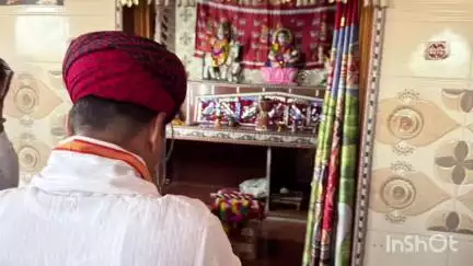 फूलिया कलां: विधायक डॉ. लालाराम बैरवा नई राज्यास गांव में पहुंचे, भगवान देवनारायण मंदिर में प्रसादी कार्यक्रम में की शिरकत
