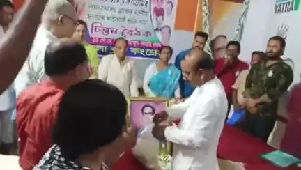 লালগোলা: লালগোলায় কংগ্রেসের চিন্তন বৈঠক অনুষ্ঠিত হলো কংগ্রেস কার্যালয়