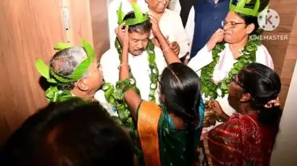 कर्रा: परिसदन सभागार में झारखंड कांग्रेस के प्रभारी ने पदाधिकारियों के साथ की बैठक