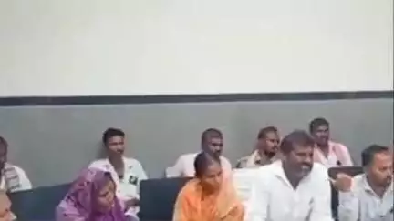ಕುಕನೂರ: ಶಿರೂರು ಗ್ರಾಮ ಪಂಚಾಯತಿಯ ಆಶ್ರಯ ಫಲಾನುಭವಿಗಳು  ಅಕ್ರಮ ಆಯ್ಕೆ ಪಟ್ಟಣದಲ್ಲಿ ಗ್ರಾಮಸ್ಥರ ಹೇಳಿಕೆ