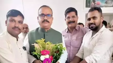 जळगाव जामोद: काँग्रेस प्रदेशाध्यक्ष हर्षवर्धन सपकाळ यांची जळगाव काँग्रेस अध्यक्ष यांच्या निवासस्थानी भेट