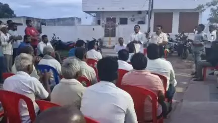 సంతనూతలపాడు: మండల స్థాయిలో వైసీపీ ని బలోపేతం చేసేందుకు గ్రామ కమిటీలు ఏర్పాటు - సంతనూతలపాడు ఇన్చార్జ్ మెరుగు నాగార్జున