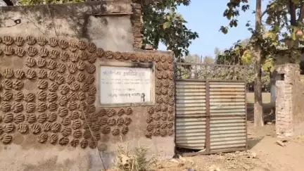 সাঁতুড়ি: বেহাল গড়শিকা গ্রামের সাপ্তাহিক হাট সমস্যা এই এলাকার বাসিন্দারা