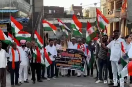 देसूरी: सादड़ी और आसपास के क्षेत्रों में भाजपा व संगठनों ने निकाली तिरंगा रैली, गूंजे देशभक्ति गीत और भारत माता के जयकारे