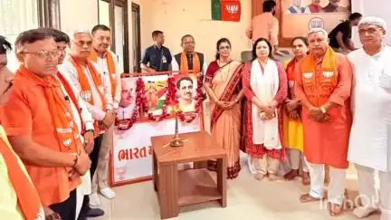 બોરસદ: બોરસદ APMC ખાતે યુવક -યુવતી મહાસંમેલન યોજાયું,સાંસદ અને ધારાસભ્યો ઉપસ્થિત રહ્યા