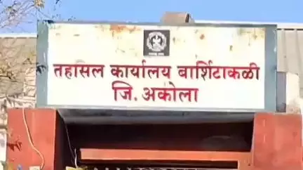 बार्शीटाकळी: पिंजर पोलीस ठाण्याच्या हद्दीत एका गावात 17 वर्षीय अल्पवयीन मुलीवर अत्याचार मुलीने  विष प्राशन आत्महत्याचा केला प्रयत्न.