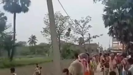विभूतिपुर: विभूतिपुर के महथी दक्षिण वार्ड 3 में शनिवार सुबह अग्निकांड, तीन घर जलकर राख, लाखों का नुकसान