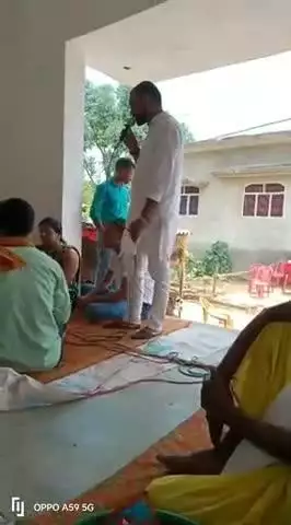 आज रैमा छोटका पुरवा मे .............
छूम- छूम छननन बाजे मइया पांव पैजनिया ........