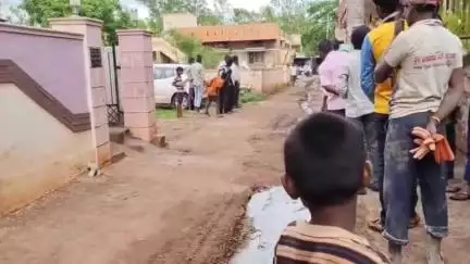 ಬಾದಾಮಿ: ಕುಳಗೇರಿ ಗ್ರಾಮಕ್ಕೆ ಬೆರಳಚ್ಚು ತಜ್ಞರು ಹಾಗೂ ಶ್ವಾನದಳ, ಮುಸುಕುಧಾರಿ ಕಳ್ಳರ ಹೆಡೆಮುರಿ ಕಟ್ಟಲು ತಯಾರಾದ ಪೊಲೀಸರು