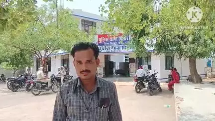पिछोर: ग्राम जराय में दबंग ने मंटेना कंपनी के सामने रखा डब्बा किया नष्ट, पुलिस में शिकायत दर्ज