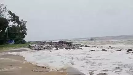 ചാവക്കാട്: കടപ്പുറം പഞ്ചായത്തിൽ കടൽക്ഷോഭം, വിവിധ മേഖലകളിൽ കടൽ വെള്ളം കയറി