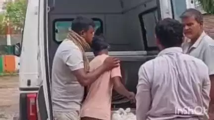 नरहट: नरहट थाना क्षेत्र के शेखपुरा बाजार में हुई दर्दनाक सड़क दुर्घटना, बुलेट बाइक की टक्कर से एक बुजुर्ग की मौत