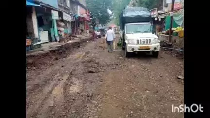 शहापूर: वासिंद येथील ग्रामपंचायतचे जिंदाल दरम्यान रस्त्याच्या कामावर लक्ष ठेवा, समाजसेवक राहुल कठोले