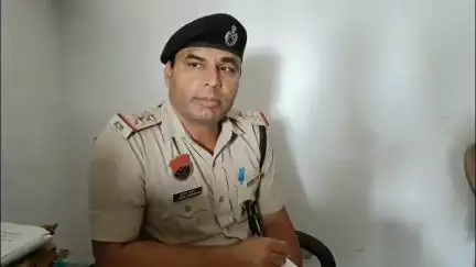 कालांवाली: पुलिस ने डबवाली में हनीट्रैप मामले में दो लोगों को ₹1.5 लाख लेते रंगे हाथों गिरफ्तार किया