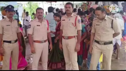 కొండమల్లేపల్లి: కొండమల్లెపల్లిలో పోలీసు బందోబస్తును ఏర్పాటు చేసినట్లు ఎస్ఐ రమేష్ వెల్లడి