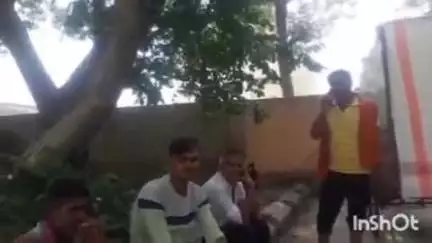 सलेमपुर: सलेमपुर क्षेत्र के इटहवा चंदौली में पत्नी की संदिग्ध परिस्थितियों में मौत के बाद पति ने ट्रेन के आगे कूदकर की आत्महत्या