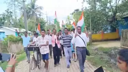 আমগুৰি: ভাৰতীয় সেনাক উৎসাহিত কৰিবৰ বাবে টিফুকত বিজেপিৰ ত্ৰিৰংগা যাত্ৰা কাৰ্যসূচী #operation sindoor