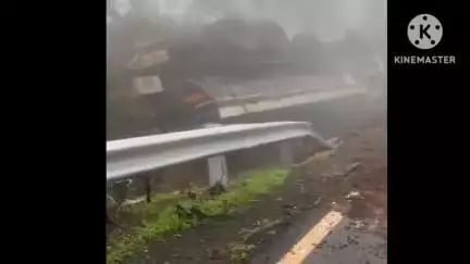 मुळशी: ताम्हणी घाटात टँकर उलटला, सुदैवाने जीवितहानी नाही