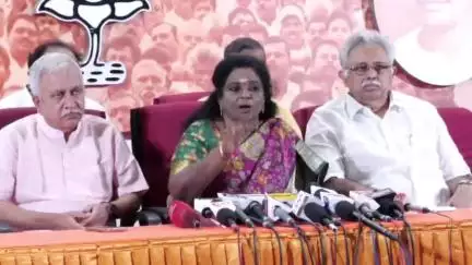 மாம்பலம்: சாலையில் ஓட்டை விழுகிறதா இல்லையா - கமலாலயத்தில் அமைச்சர் சேகர்பாபுக்கு தமிழிசை கேள்வி