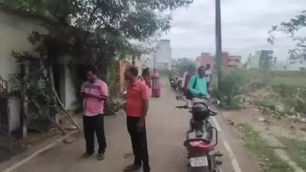 பொன்னேரி: புழல் காவாங்கரையில் விஷவாயு தாக்கி வட மாநில இளைஞர்கள் 3  பேர் மயக்கமடைந்து மருத்துவமனை சிகிச்சை