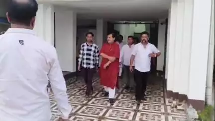 চোপড়া: উত্তর দিনাজপুর জেলা তৃণমূল কংগ্রেসের সভাপতি ও চেয়ারম্যান পদ ঘোষণা হওয়ার প্রথম জেলা তৃণমূল কংগ্রেসের সাংগঠনিক সভা