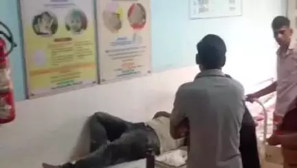 नुआंव: पजरांव के समीप साइकिल सवार को बचाने के चक्कर में बाइक अनियंत्रित होकर पलटी, बाइक चालक घायल, सदर अस्पताल रेफर