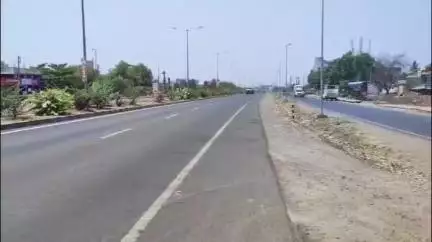 अमळनेर: मंगरूळ येथील फर्निचर दुकानासमोर दुचाकीच्या धडकेत वेल्डिंग कामगार गंभीर जखमी; अमळनेर पोलीसात गुन्हा दाखल