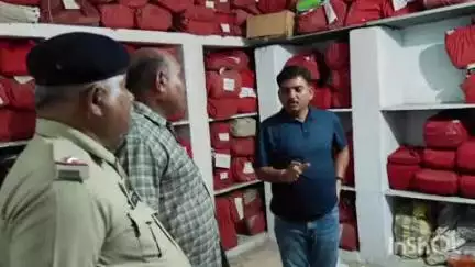 बेमेतरा के वरिष्ठ पुलिस अधीक्षक रामकृष्ण साहू ने दाढ़ी पुलिस थाना का किया औचक निरीक्षण, बेहतर पुलिसिंग के दिए निर्देश