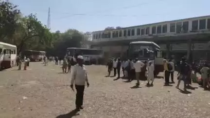 भुसावळ: भुसावळ बसस्थानक आवारात गांजाचा नशा करणाऱ्यावर कारवाई; भुसावळ बाजारपेठ पोलीसात गुन्हा दाखल