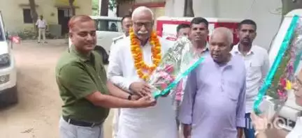 घोसी: घोसी सामुदायिक स्वास्थ्य केंद्र के नए भवन का स्थानीय विधायक द्वारा कार्यारंभ संपन्न