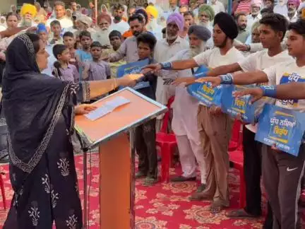 ਤਲਵੰਡੀ ਸਾਬੋ: ਪਿੰਡ ਤਿਉਣਾ ਪੁਜਾਰੀਆਂ ਵਿਖੇ ਨਸ਼ਾ ਮੁਕਤੀ ਯਾਤਰਾ ਤਹਿਤ ਪਿੰਡ ਵਾਸੀ ਨਸ਼ਾ ਨਾ ਕਰਨ ਦੀ ਚੁੱਕ ਰਹੇ ਹਨ ਸੋਹ