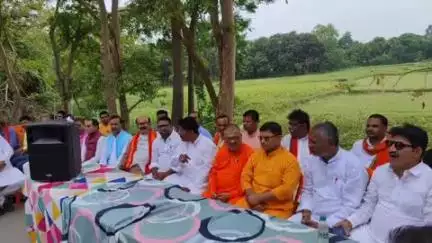 पंडौल: प्रधानमंत्री की 'मन की बात' सुनकर भावुक हुए सांसद, विधायक और भाजपा नेता