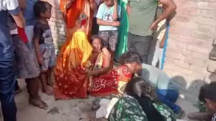 फुलवरिया: माधो मठ गांव में ट्रैक्टर ट्रॉली से 10 वर्षीय छात्र की दर्दनाक मौत, चालक फरार, पुलिस मौके पर पहुंची