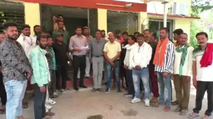 नागदा: स्वच्छता समिति सभापति के परिजनों पर चाकू से किया गया वार, कर्मियों ने CSP ऑफिस में ज्ञापन देकर दी आंदोलन की चेतावनी