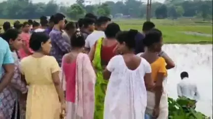 পশ্চিম নলবাৰী: নলবাৰীৰ নলিচাত ভয়ংকৰ পথ দুৰ্ঘটনা,ট্ৰেক্টৰৰ চেপাত এজনৰ মৃত্যু